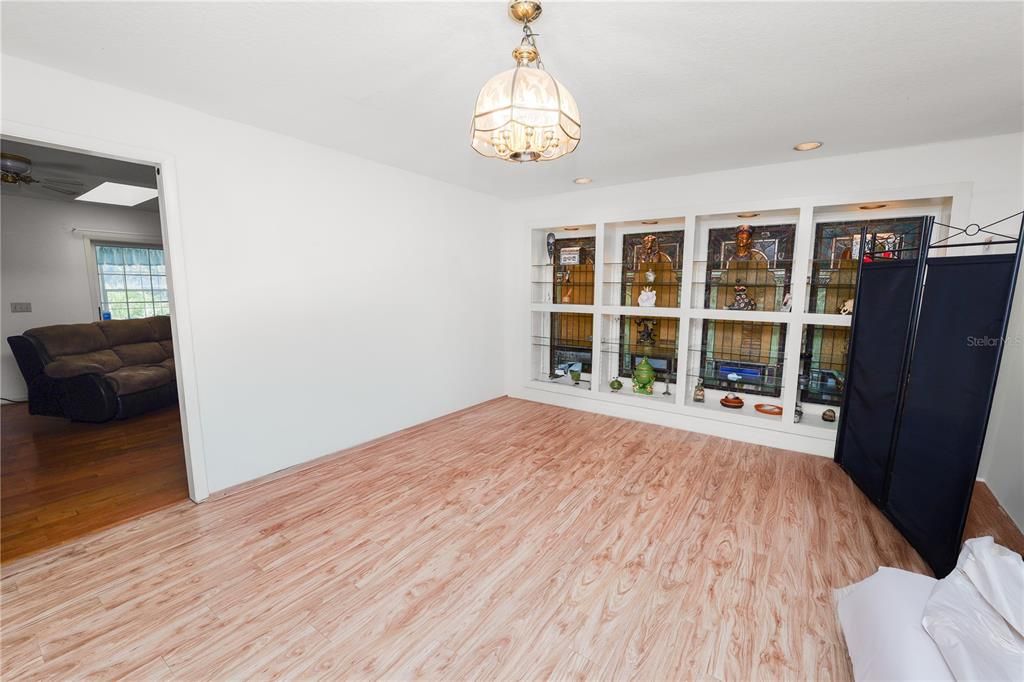 Empty room, Interior, Pendant Lights, Wood Texture Flooring