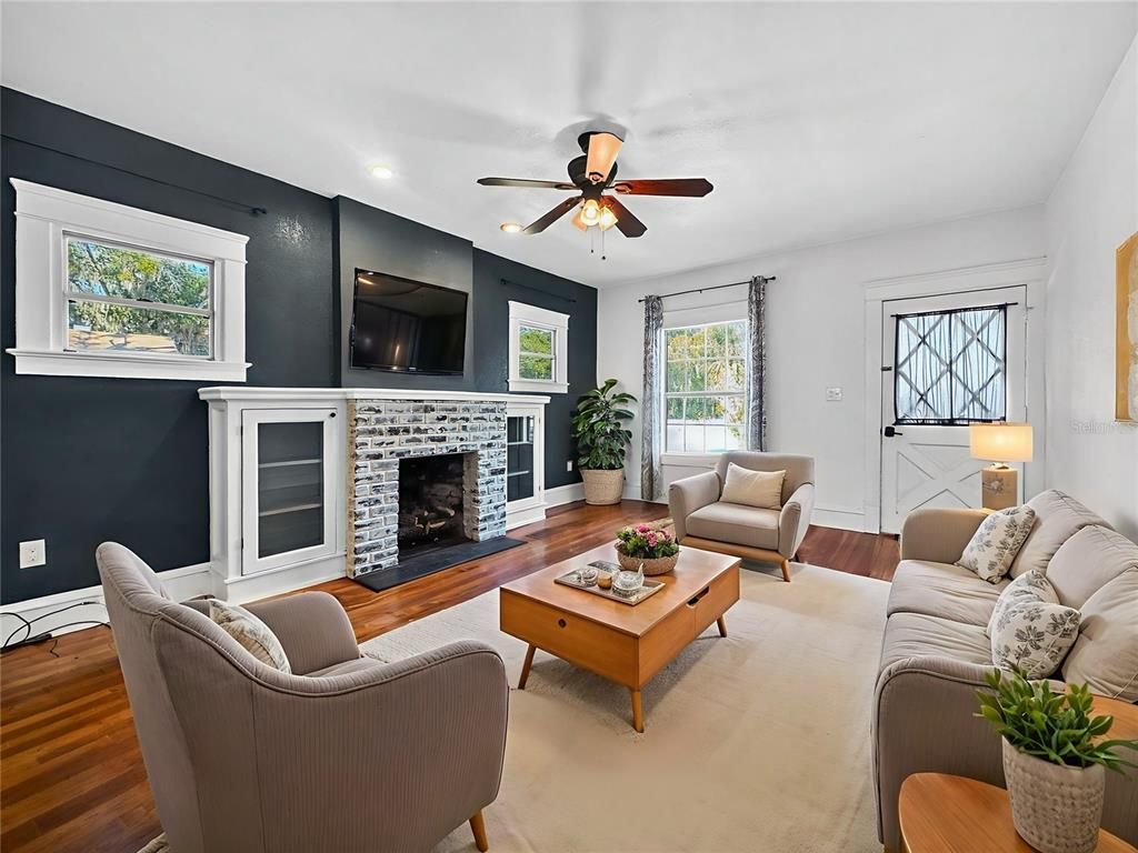 Fireplace, Interior, Living room, Recessed Lighting, Wood Texture Flooring