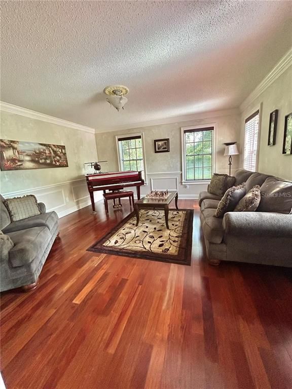 Billiard Table, Game Room, Interior, Living room, Wood Texture Flooring