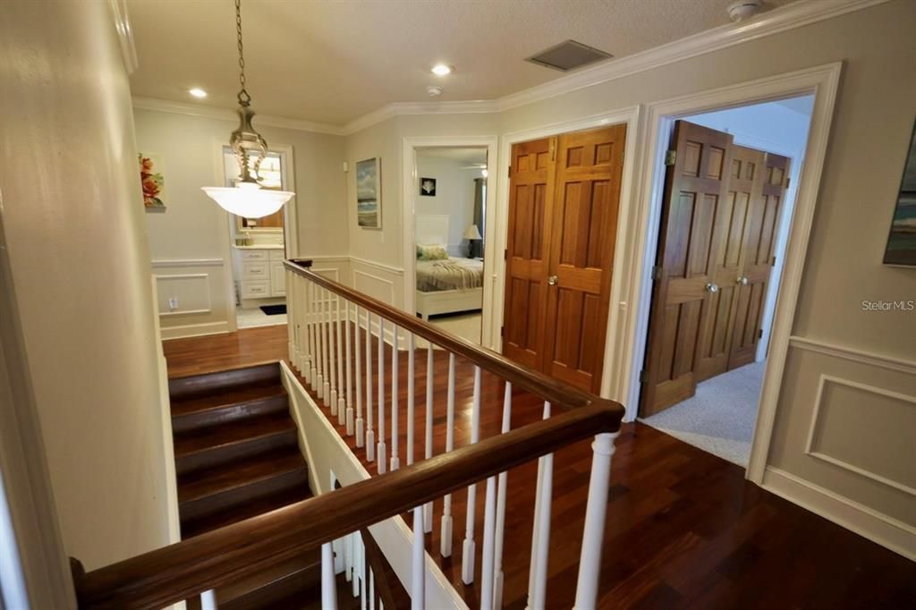 Bedroom, Interior, Pendant Lights, Recessed Lighting, Wood Texture Flooring