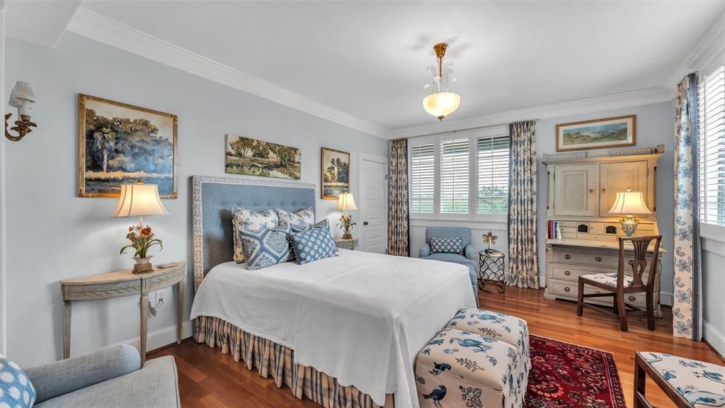 Bedroom, Interior, Pendant Lights, Wood Texture Flooring