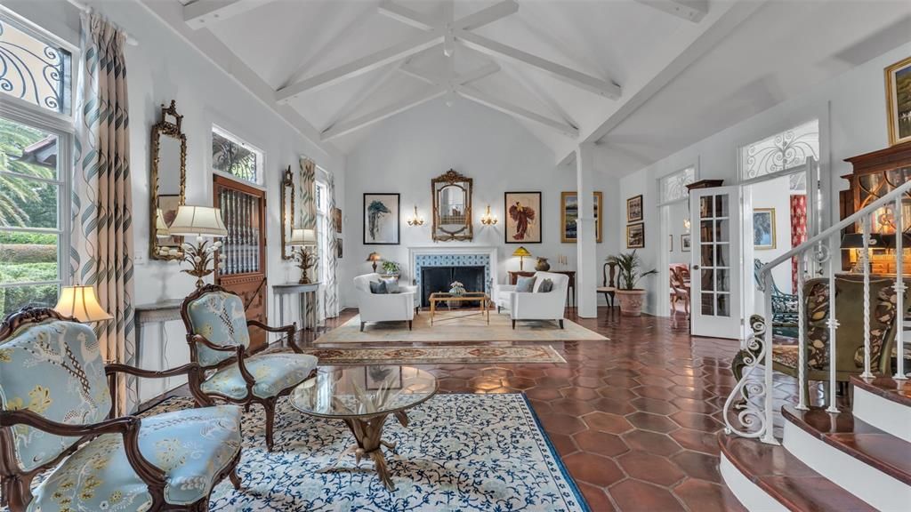 Fireplace, Interior, Living room