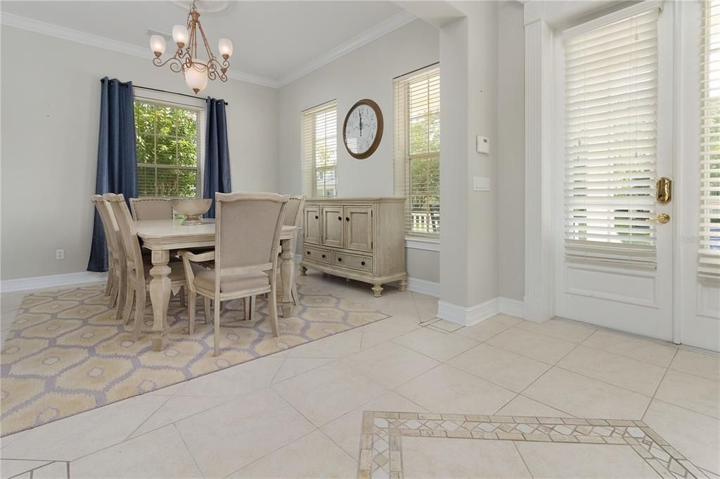 Chandelier, Dining room, Interior