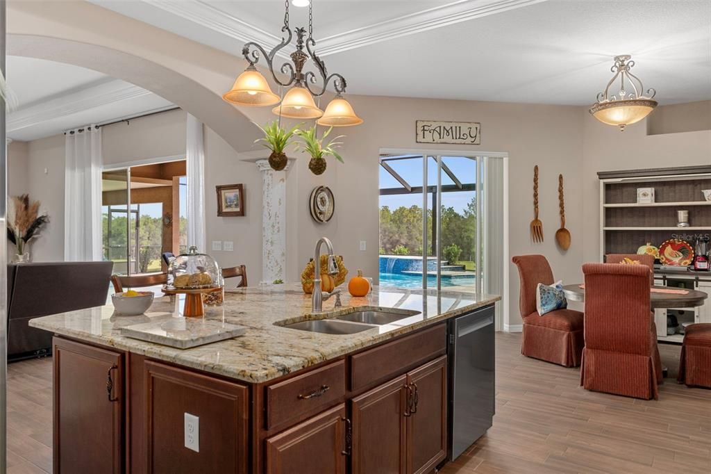 Dining room, Interior, Kitchen, Pendant Lights, Wood Texture Flooring