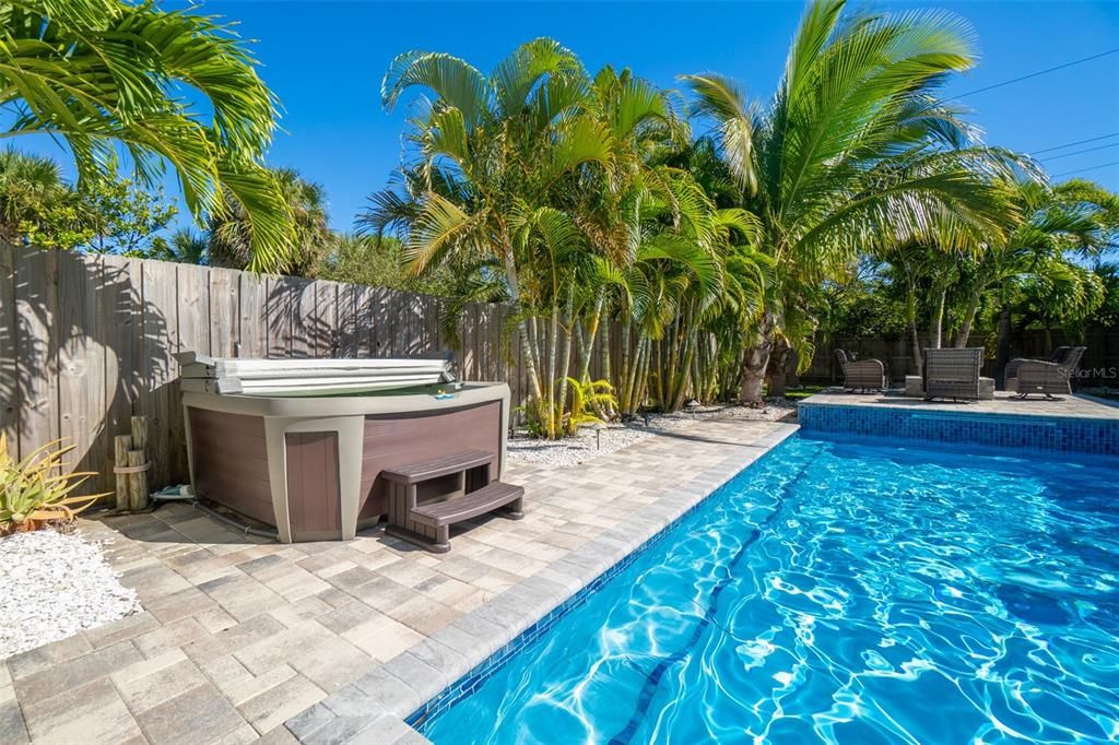 Exterior, Hot Tub, Pool