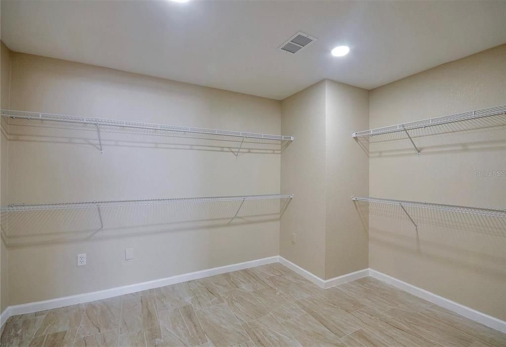Interior, Recessed Lighting, Walk-in Closets