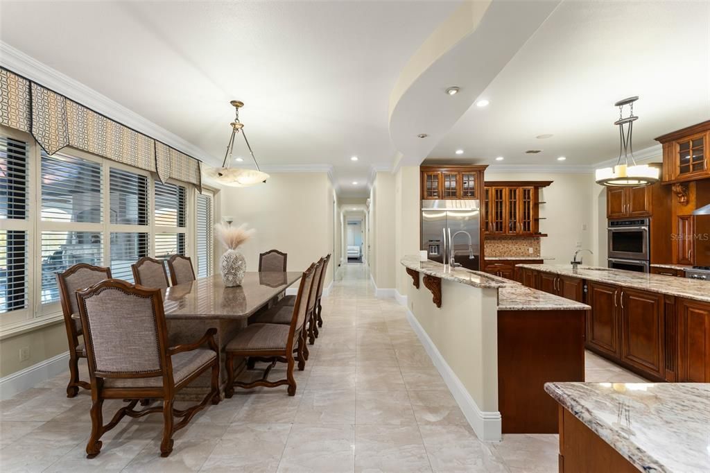 Dining room, Interior, Kitchen, Pendant Lights, Recessed Lighting, Stainless Steel Appliances