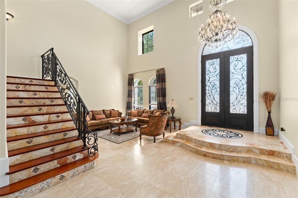 Chandelier, Interior, Living room