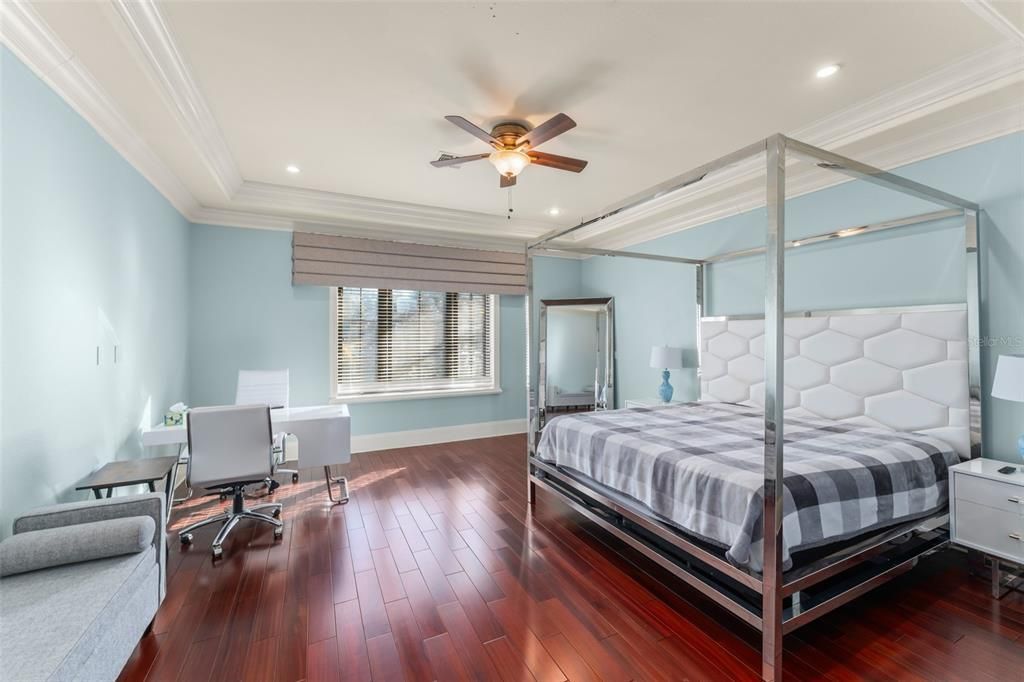 Bedroom, Home Office, Interior, Recessed Lighting, Wood Texture Flooring