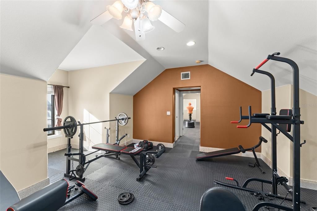 Fitness Equipment, Interior, Recessed Lighting
