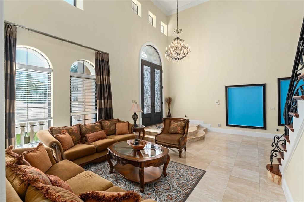 Chandelier, Interior, Living room
