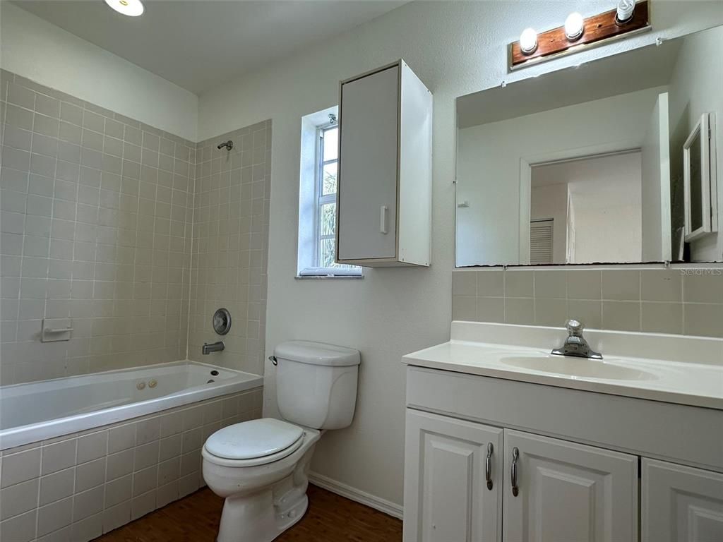 Bathroom, Interior, Recessed Lighting, Wood Texture Flooring