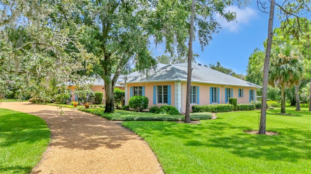 Backyard, Exterior, Facade, Ranch