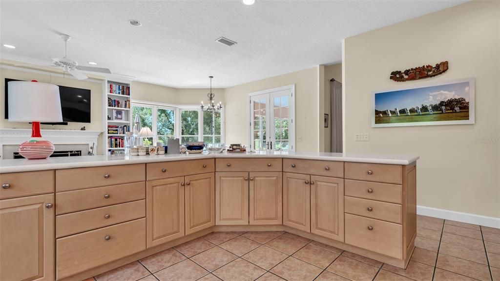 Chandelier, Fireplace, Interior, Pendant Lights, Recessed Lighting