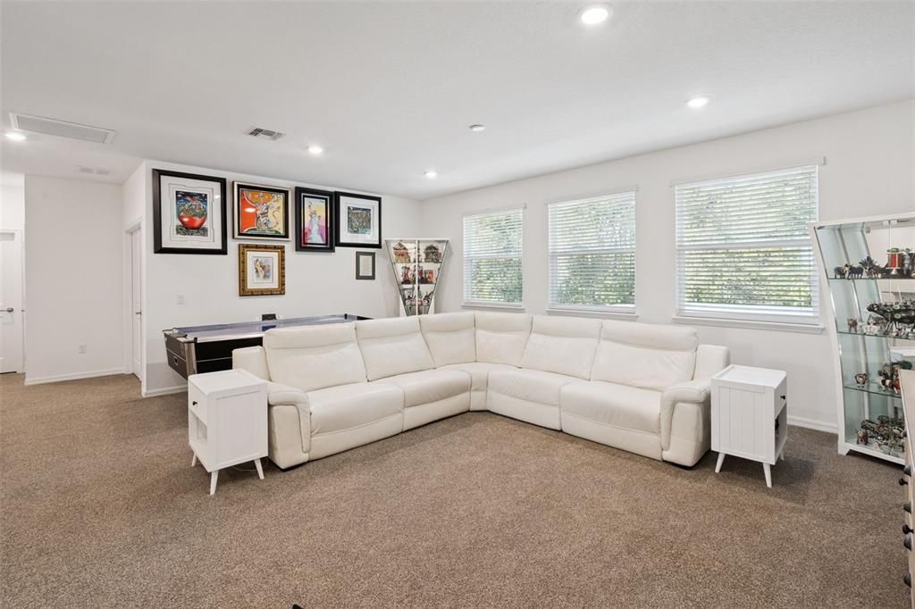 Billiard Table, Game Room, Interior, Living room, Recessed Lighting