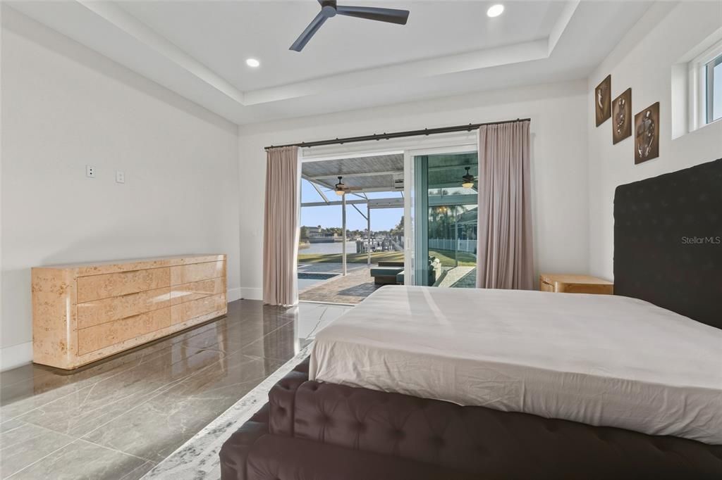 Bedroom, Interior, Recessed Lighting, Water