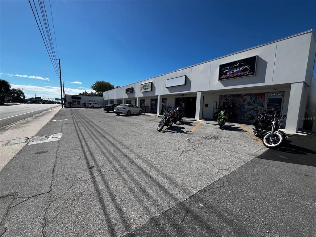 Exterior, Facade, None