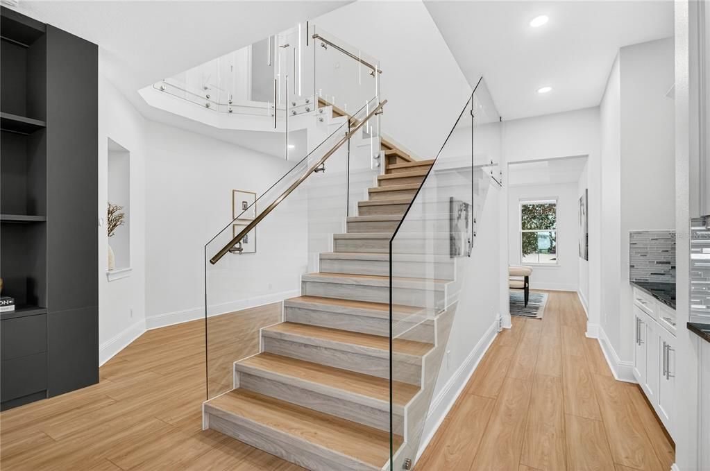 Interior, Recessed Lighting, Wood Texture Flooring