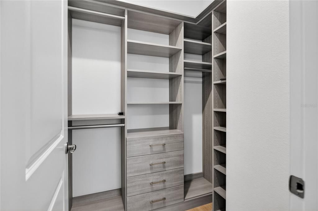 Interior, Walk-in Closets, Wood Texture Flooring