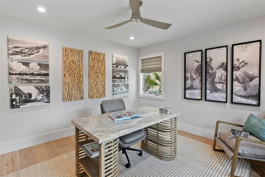 Home Office, Interior, Recessed Lighting, Wood Texture Flooring