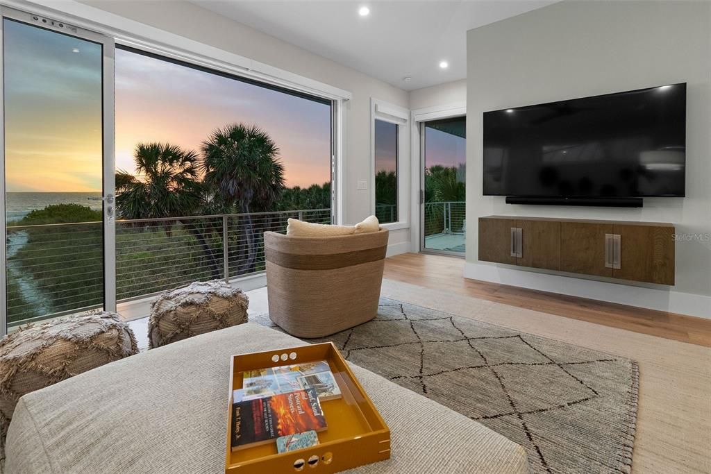 Interior, Living room, Recessed Lighting, Water, Wood Texture Flooring