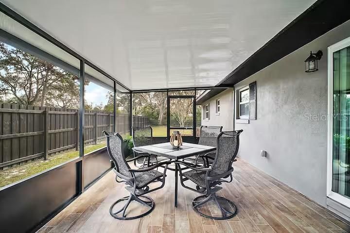 Dining room, Interior, Sun Room, Wood Texture Flooring