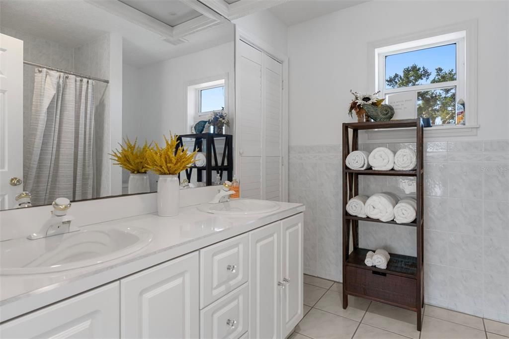 Bathroom, Dual Sink Vanities, Interior