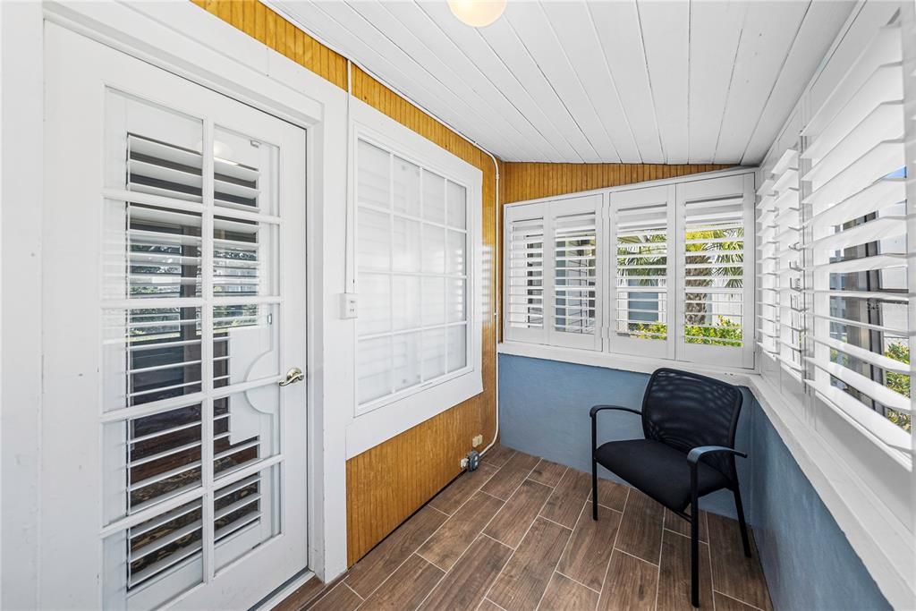 Interior, Wood Texture Flooring, Wooden Walls