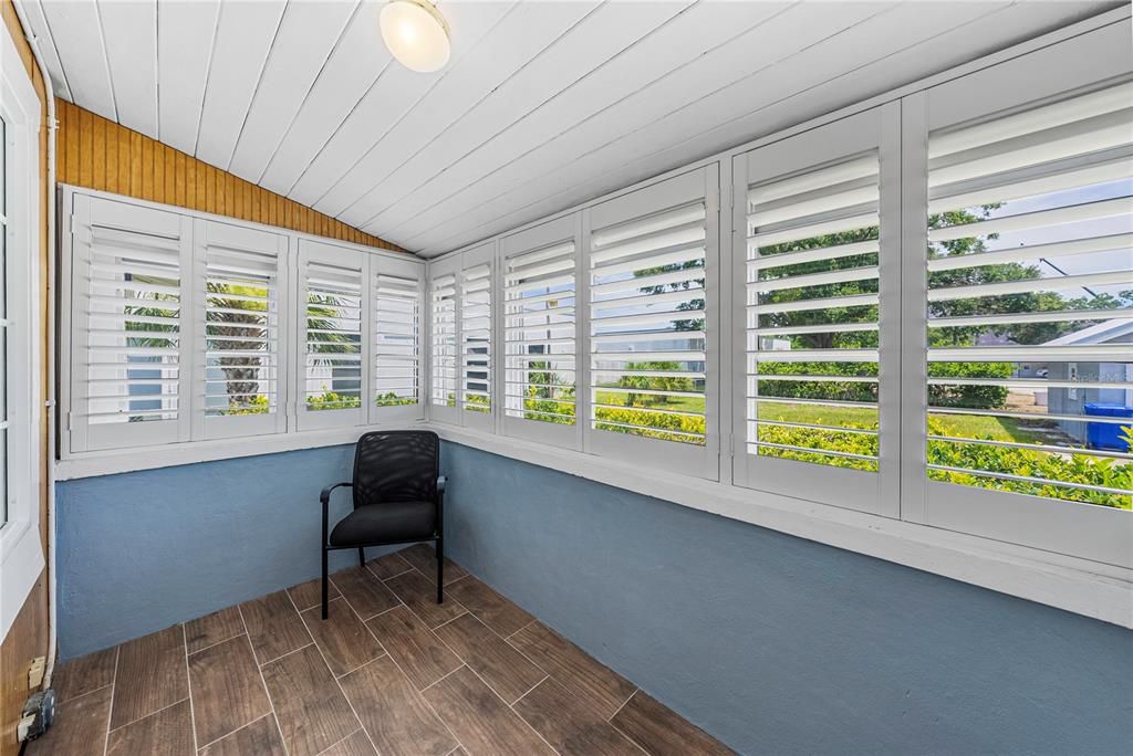 Interior, Sun Room, Wood Texture Flooring, Wooden Walls