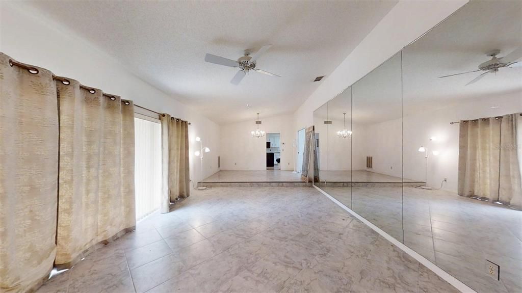 Chandelier, Empty room, Interior, Marble, Pendant Lights