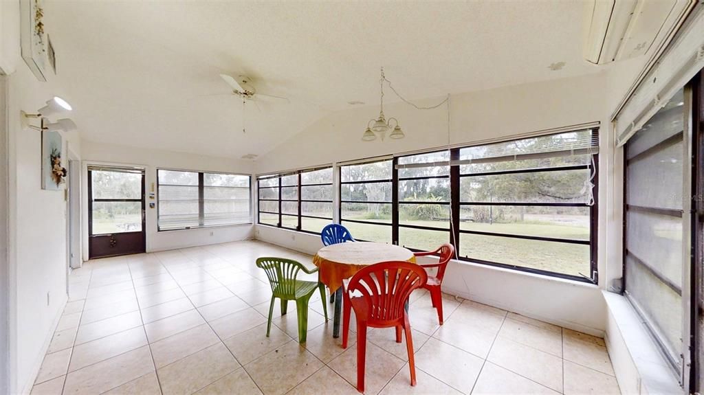 Dining room, Interior, Sun Room