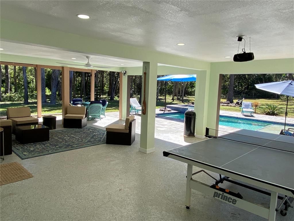 Game Room, Interior, Pendant Lights, Recessed Lighting