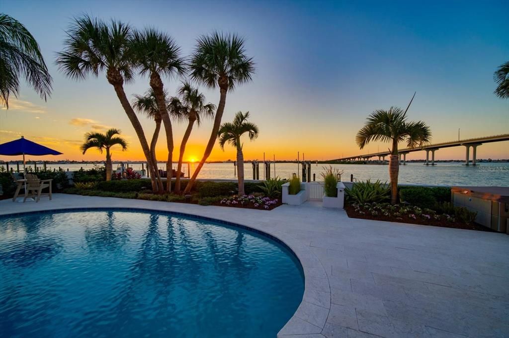 Exterior, Pool, Water