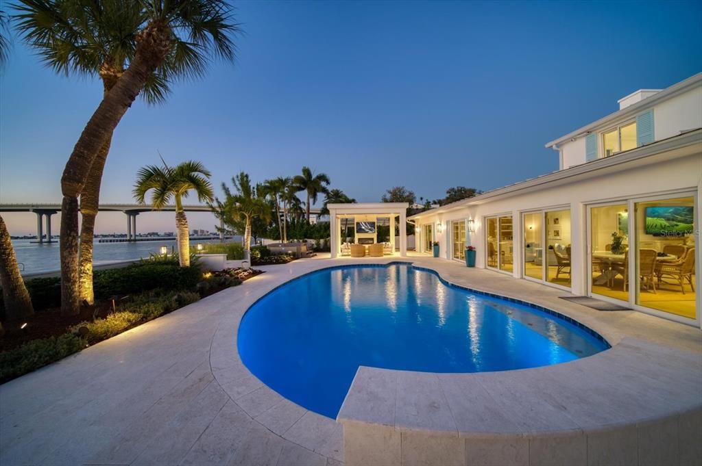 Exterior, Pool, Water