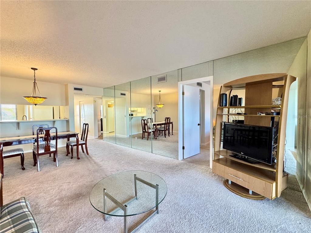 Dining room, Interior, Pendant Lights