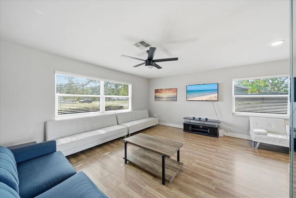Interior, Living room, Recessed Lighting, Wood Texture Flooring