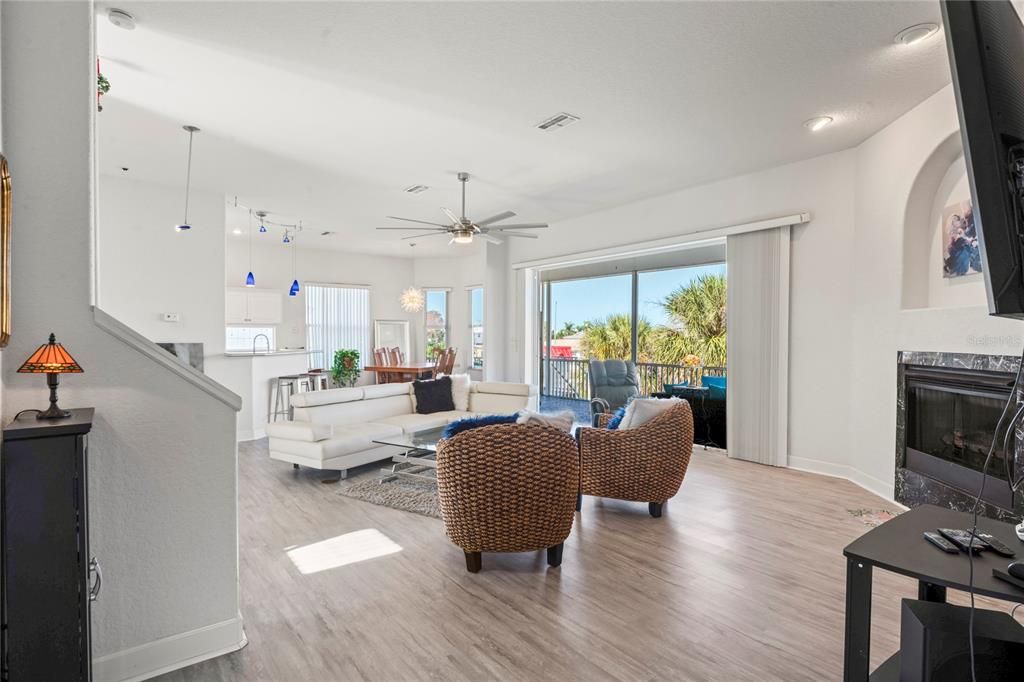 Fireplace, Interior, Living room, Pendant Lights, Recessed Lighting, Wood Texture Flooring