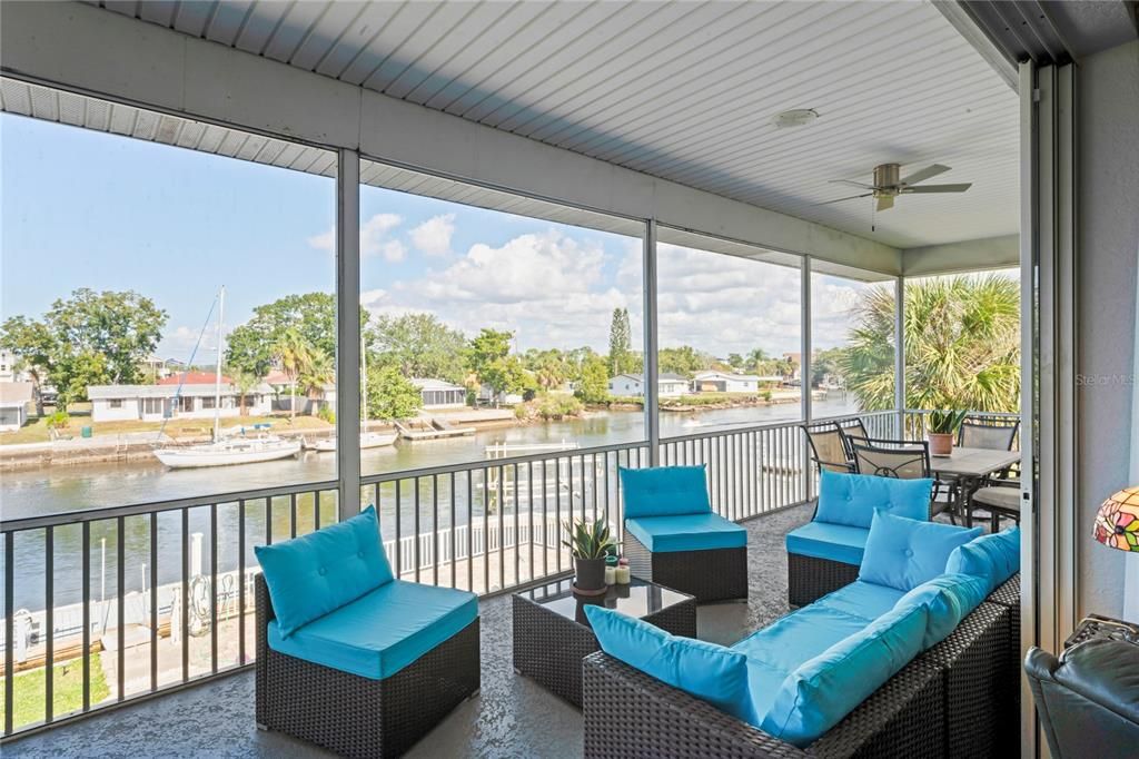 Interior, Living room, Sun Room, Water