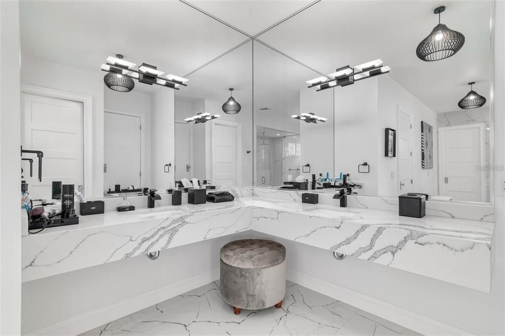 Bathroom, Interior, Marble, Pendant Lights