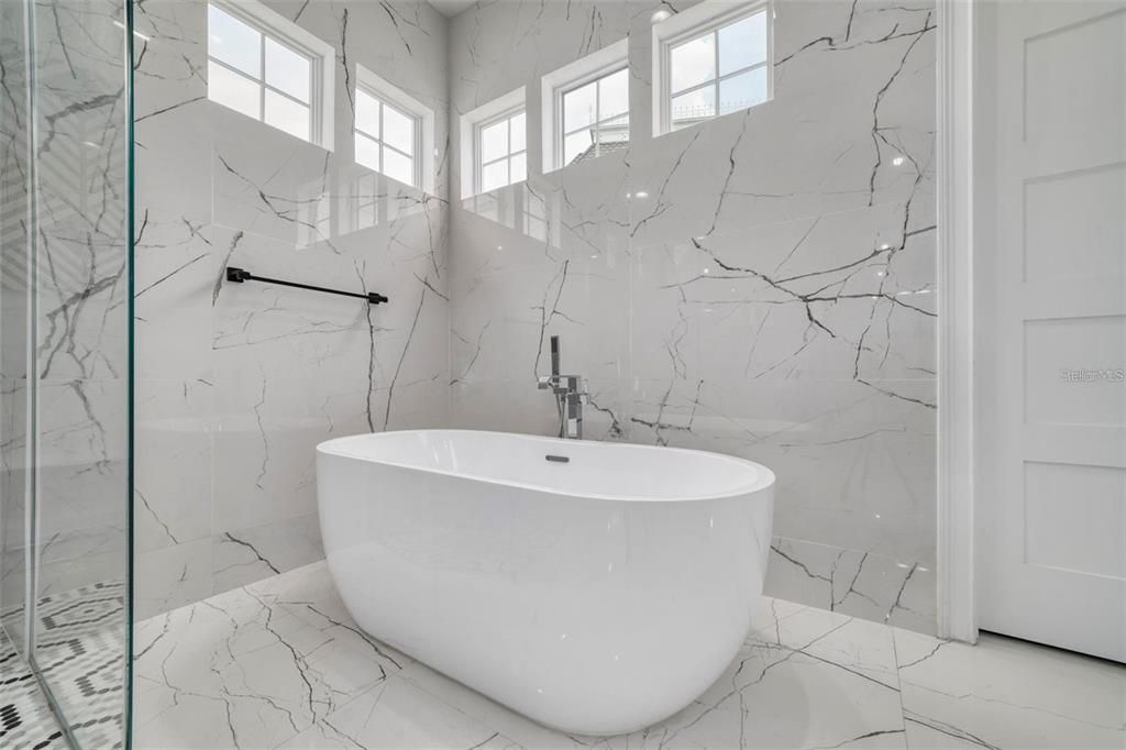 Bathroom, Free Standing Baths, Interior, Marble, Marble Walls