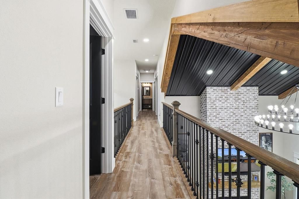 Interior, Recessed Lighting, Wooden Beams, Wood Texture Flooring