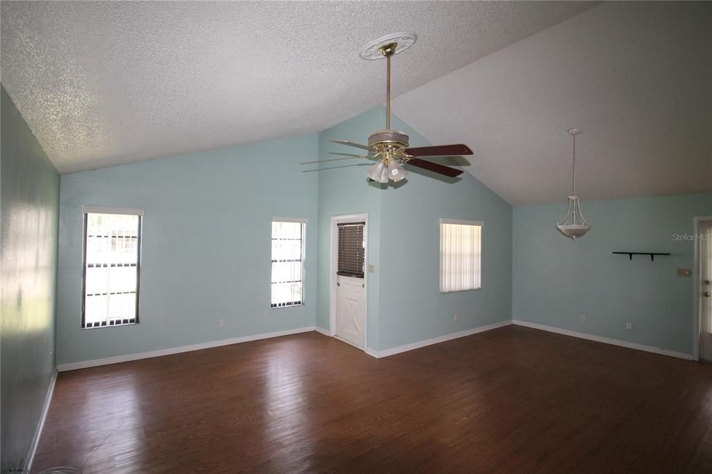 Empty room, Interior, Pendant Lights, Wood Texture Flooring