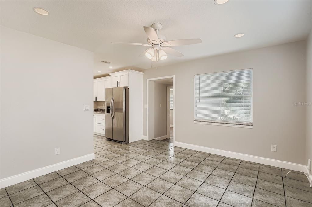 Empty room, Interior, Kitchen, Recessed Lighting