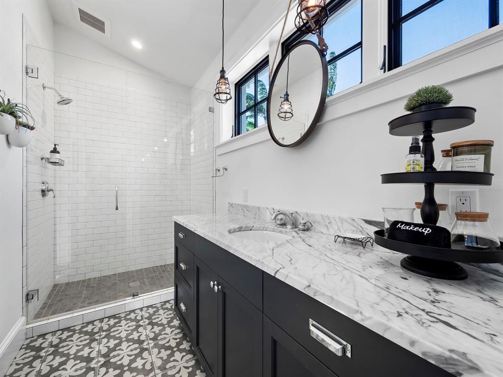 Bathroom, Glass Shower, Interior, Pendant Lights, Recessed Lighting