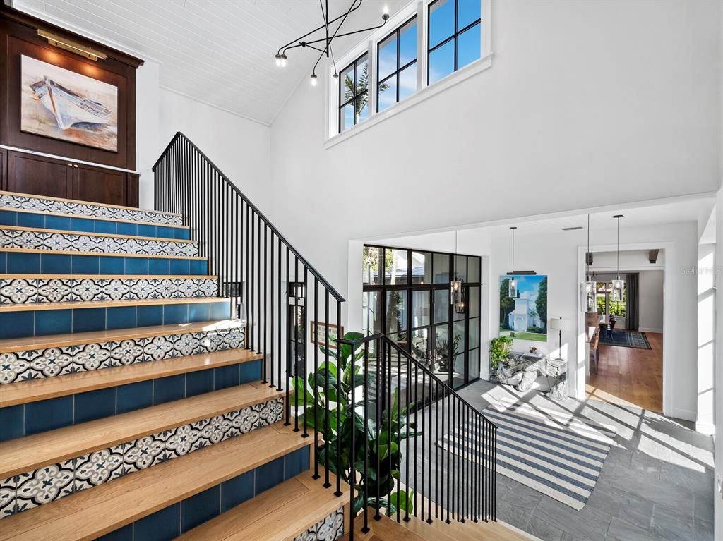 Interior, Pendant Lights, Wood Texture Flooring