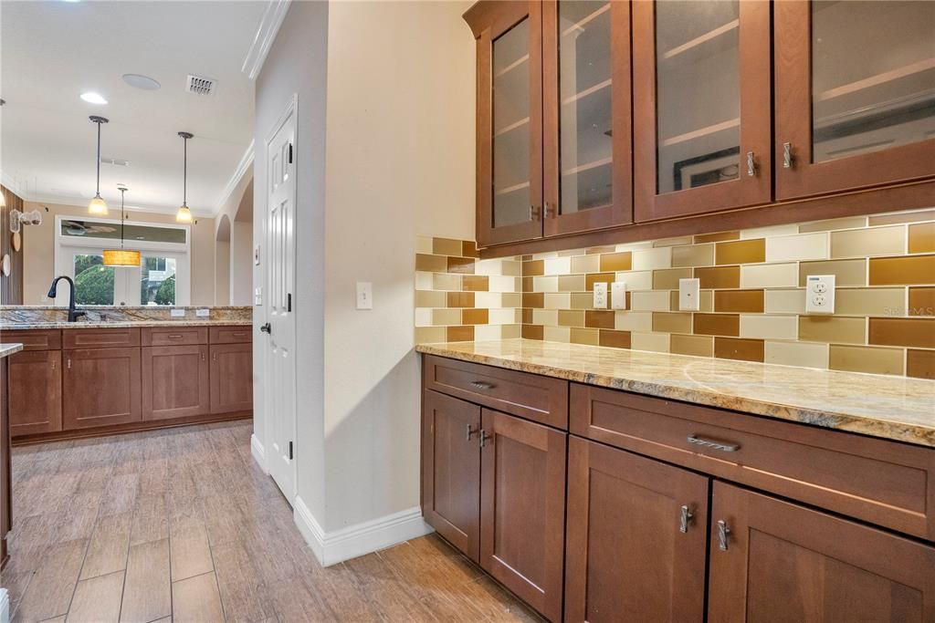 Interior, Kitchen, Pendant Lights, Recessed Lighting, Wood Texture Flooring