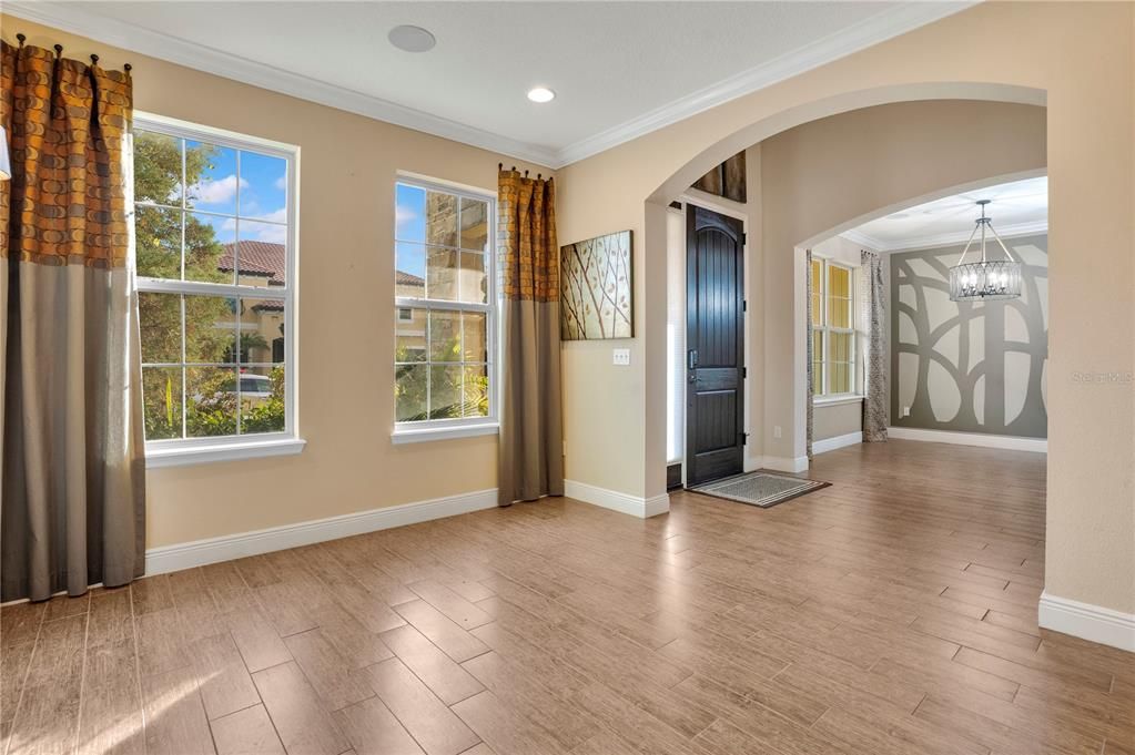 Empty room, Interior, Pendant Lights, Recessed Lighting, Wood Texture Flooring