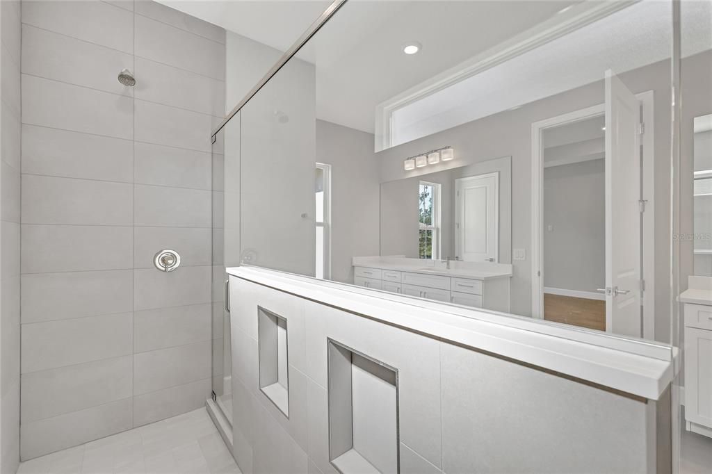 Bathroom, Interior, Recessed Lighting