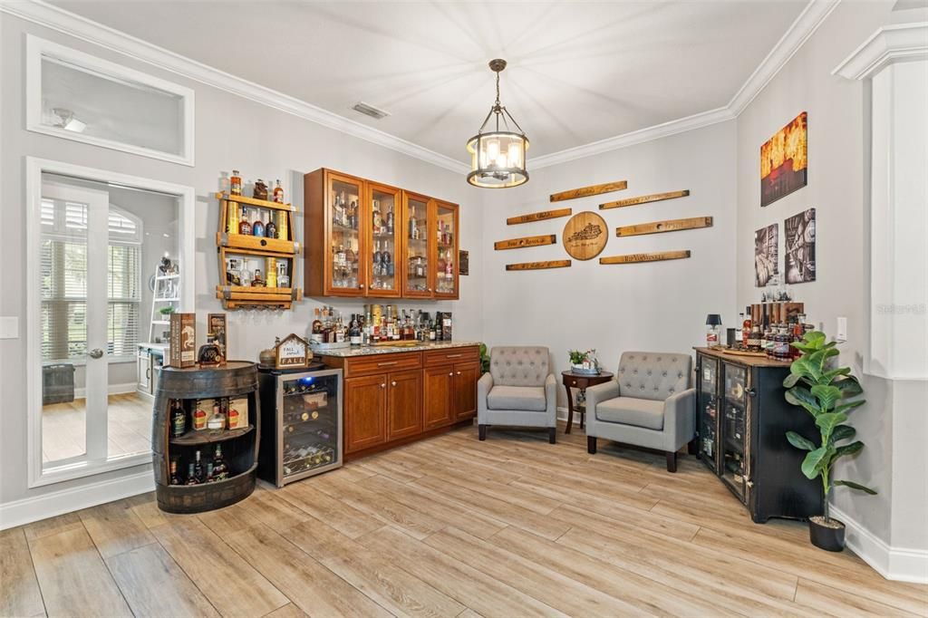 Interior, Pendant Lights, Wood Texture Flooring