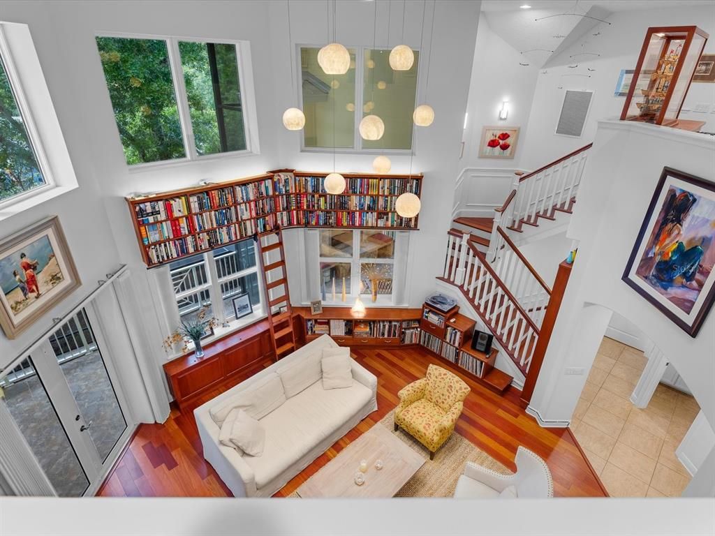 Interior, Living room, Pendant Lights, Wood Texture Flooring